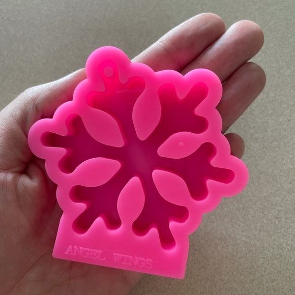 Handmade CHRISTMAS Keychains - Picture 11 of 15